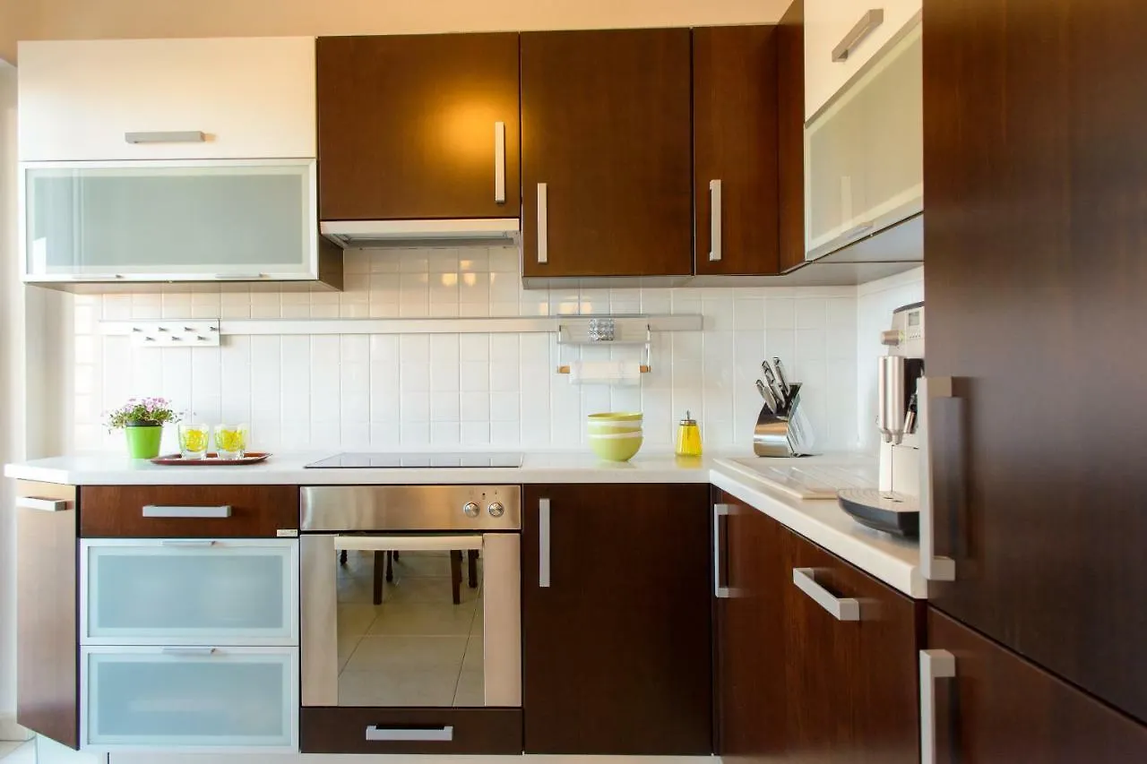Apartments Topli Bok 트로기르
